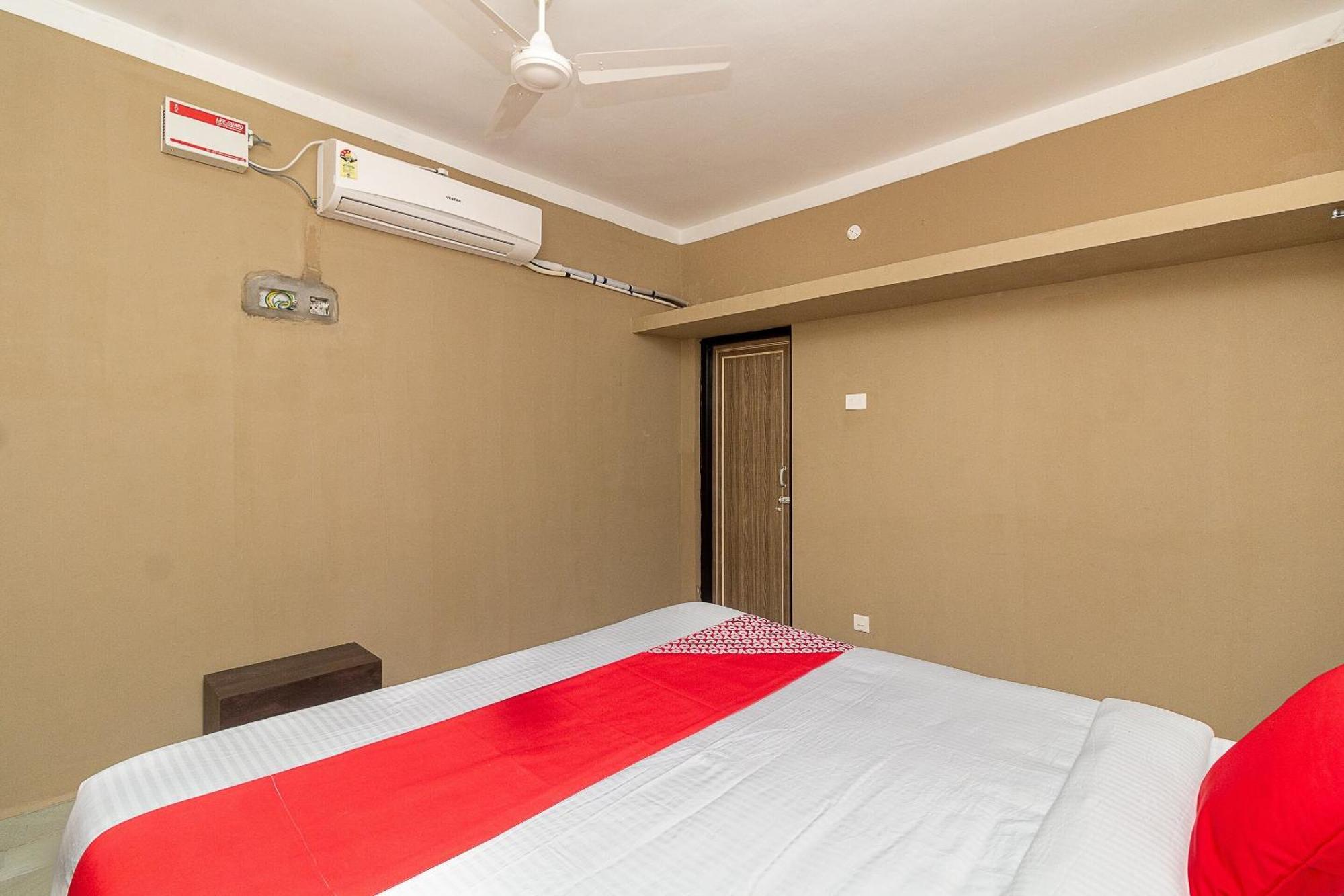 Oyo Green Hills Villa Kuttalam  Exterior photo