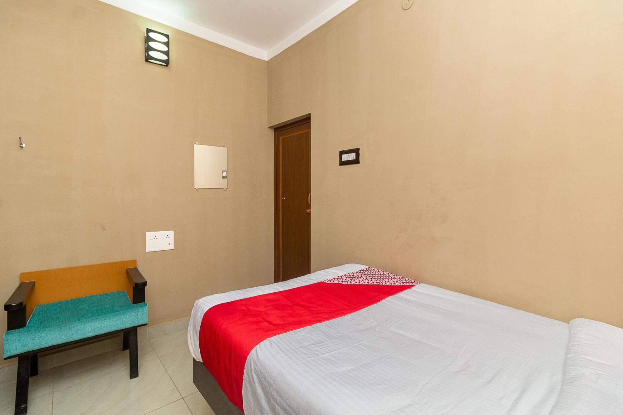 Oyo Green Hills Villa Kuttalam  Exterior photo