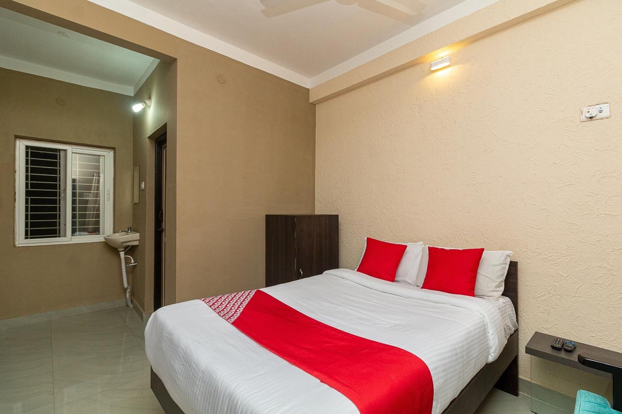 Oyo Green Hills Villa Kuttalam  Exterior photo
