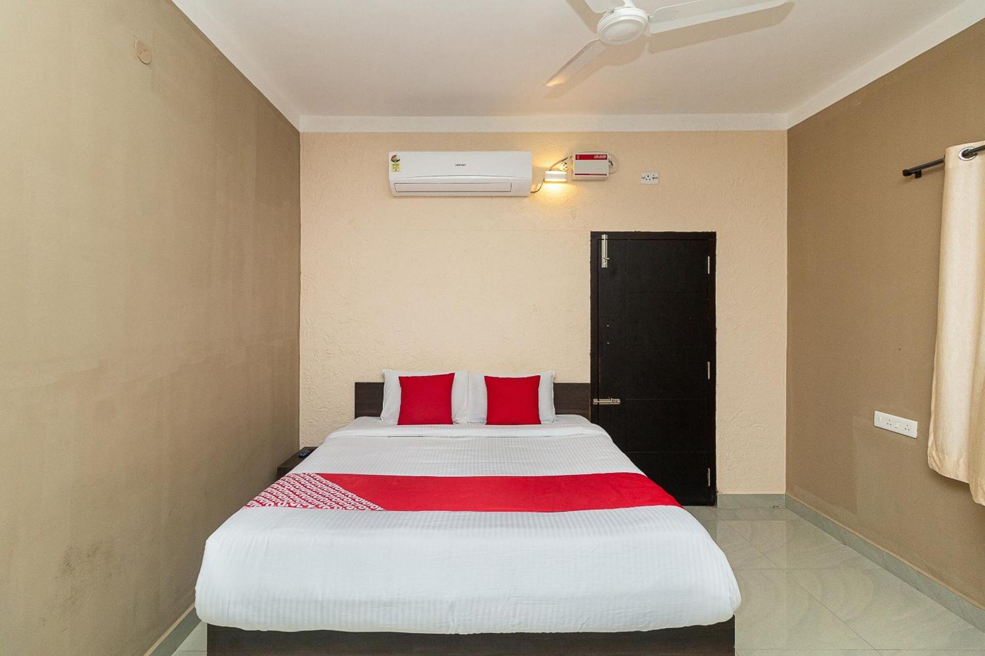 Oyo Green Hills Villa Kuttalam  Exterior photo