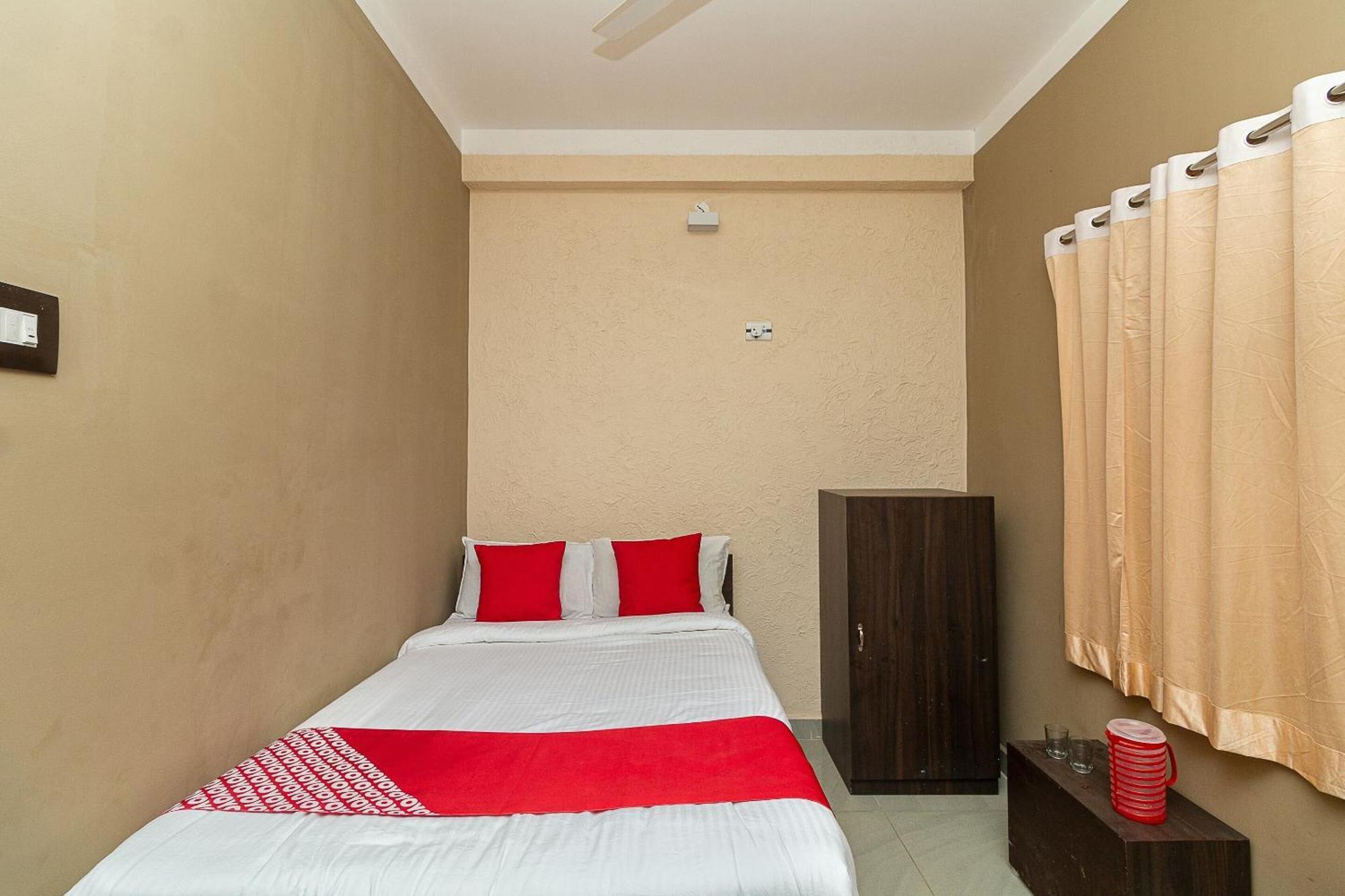 Oyo Green Hills Villa Kuttalam  Exterior photo